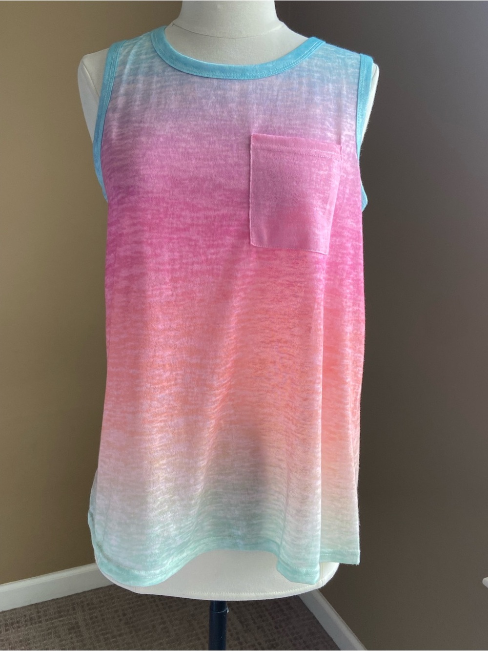 Sleeveless Ombre Pocket Tank‎ Top - Pink Blue Gradient, Medium, NWT